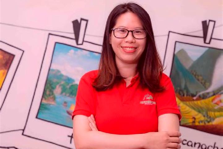 Emma, 21 — Escort in GJong Anh, Vietnam