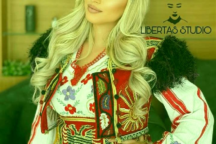 Emma, 21 — Escort in Kacanik, Kosovo