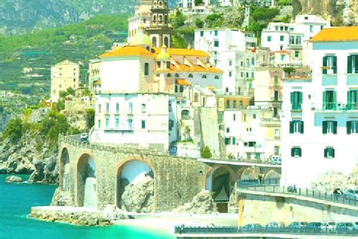 Emma, 21 — Escort in Sachet, Italy