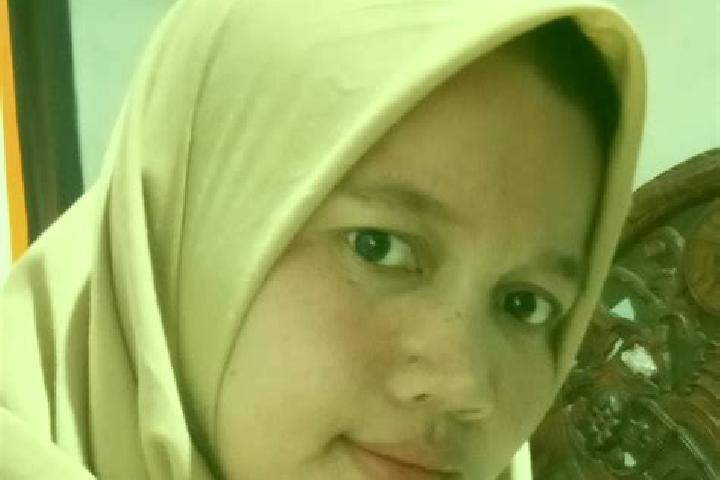 Emma, 21 — Escort in Tanjungbatu, Indonesia
