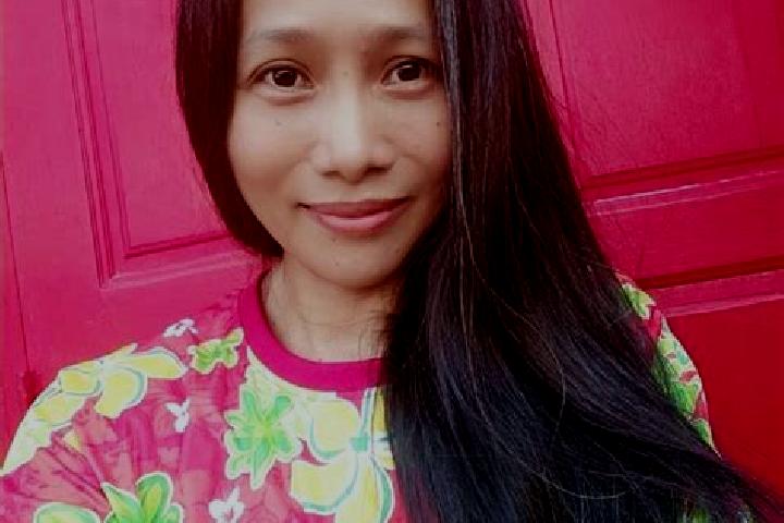 Emma, 21 — Escort in Thawat Buri, Thailand
