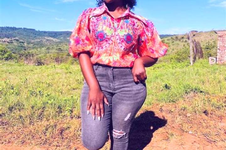 Emma, 21 — Escort in Thembisile, South Africa