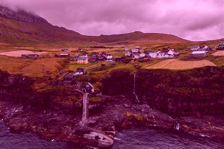 Emma, 21 — Escort in Vidareidi, Faroe Islands