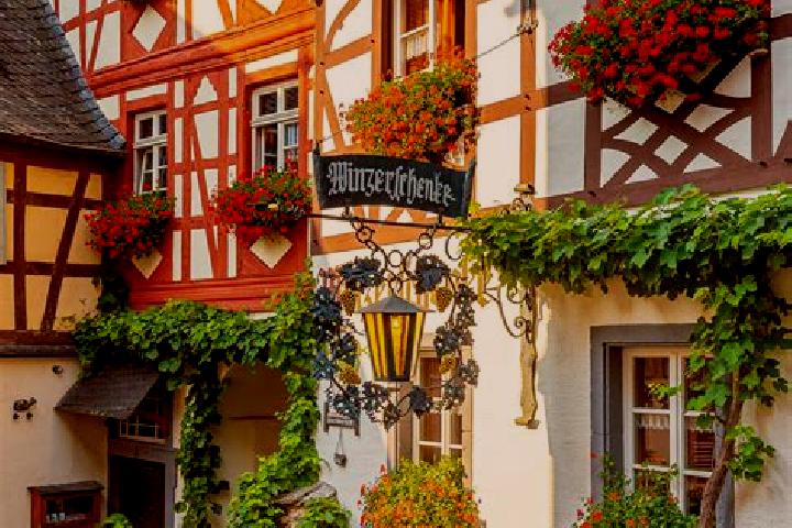 Emma, 21 — Escort in Wasbuttel, Germany