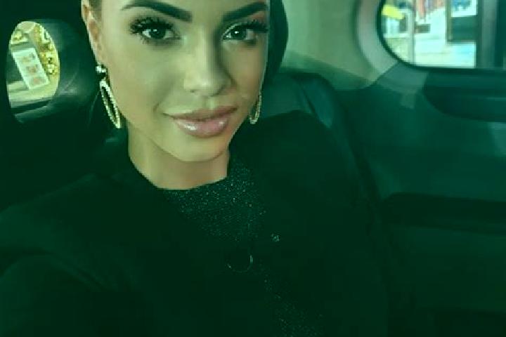 Emma, 22, a black grey-eyed caribbean companion based in San Jose Tenango. Offering GFE, BDSM, Dinner Date. Available for incall and outcall, day and evening...