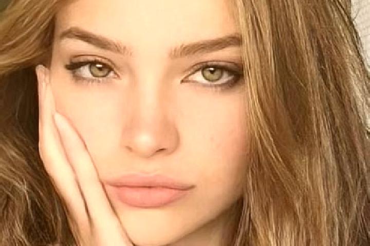 Emma, 22, a brunette brown-eyed caucasian companion based in Alvorada do Gurgueia. Offering CIM, Roleplay, Girlfriend Experience, Tantra. Available for incal...