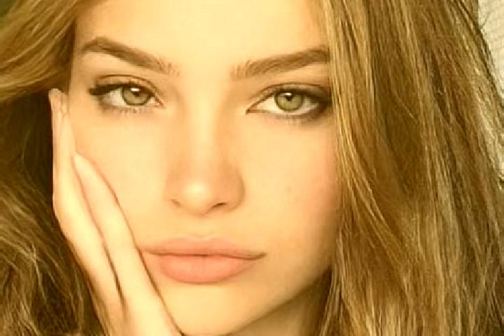 Emma, 22, a dark blonde hazel-eyed slavic companion based in San Joaquin. Offering BDSM, Overnight, Party Girl. Available for incall and outcall, day and eve...