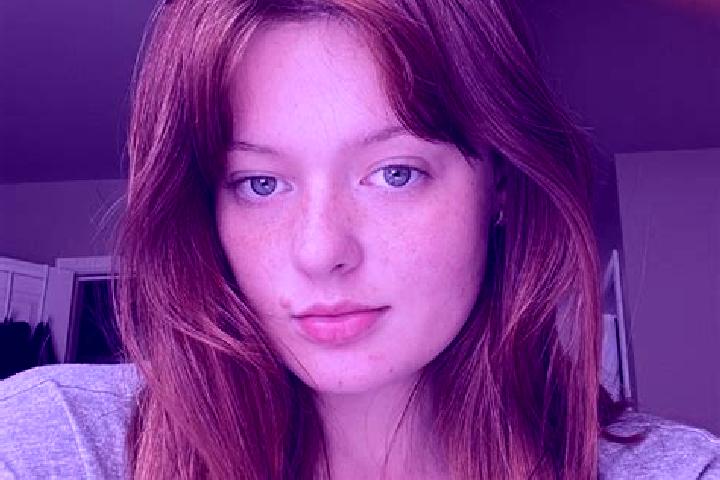 Emma, 22, a red grey-eyed indian companion based in Duliby. Offering CIM, Striptease, BDSM. Available for incall and outcall, overnight bookings available.
