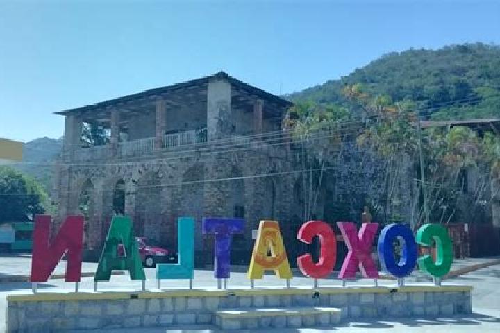 Emma, 22 — Escort in Coxcatlan, Mexico