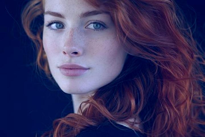 Emma, 23, a auburn green-eyed caucasian companion based in Albertshofen. Offering Duos, Domination, Girlfriend Experience, Striptease, A-Level. Available for...