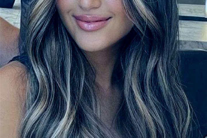Emma, 23, a dark blonde brown-eyed middle eastern companion based in Dabrowka. Offering Striptease, Deep French Kissing, Erotic Massage. Available for incall...