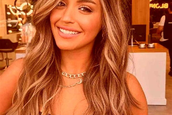 Emma, 23, a dark blonde brown-eyed mixed companion based in Xiangtang. Offering GFE, Roleplay, Tantra. Available for incall and outcall, day and evening dates.