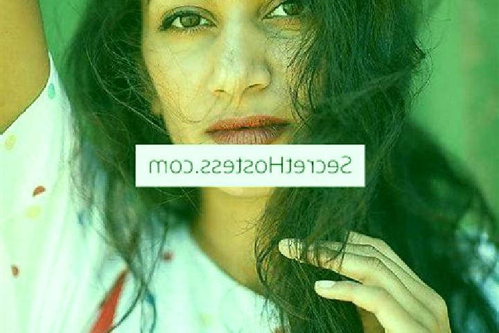 Emma, 23, a red dark-eyed indian companion based in Vandalur. Offering Duos, 69, Party Girl, Striptease. Available for incall and outcall, overnight bookings...