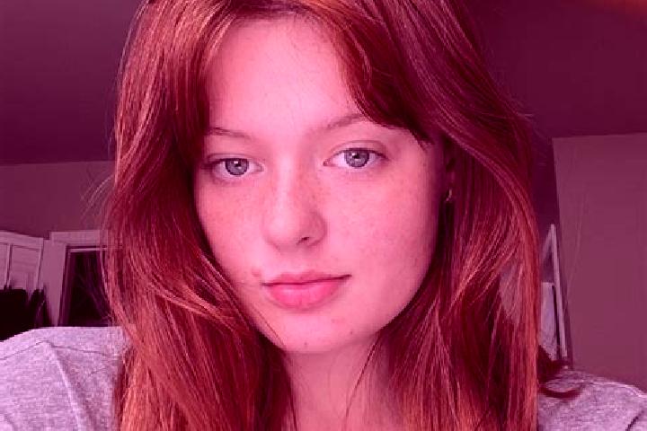 Emma, 23, a red grey-eyed latina companion based in Drexel Heights. Offering Tantra, 69, Party Girl. Available for incall and outcall, overnight bookings ava...