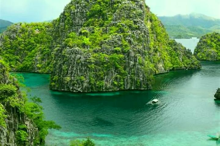 Emma, 23 — Escort in Dobdoban, Philippines