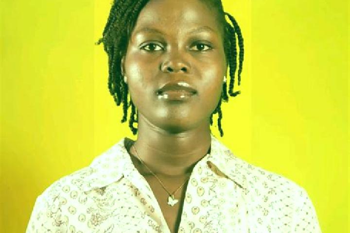 Emma, 23 — Escort in Hinvi, Benin