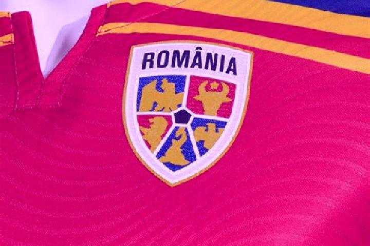 Emma, 23 — Escort in Homorog, Romania