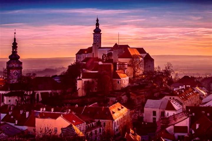 Emma, 23 — Escort in Mikulov, Czech Republic