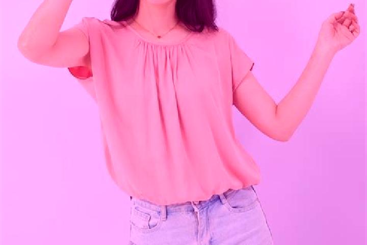 Emma, 23 — Escort in Peinnegon, Myanmar