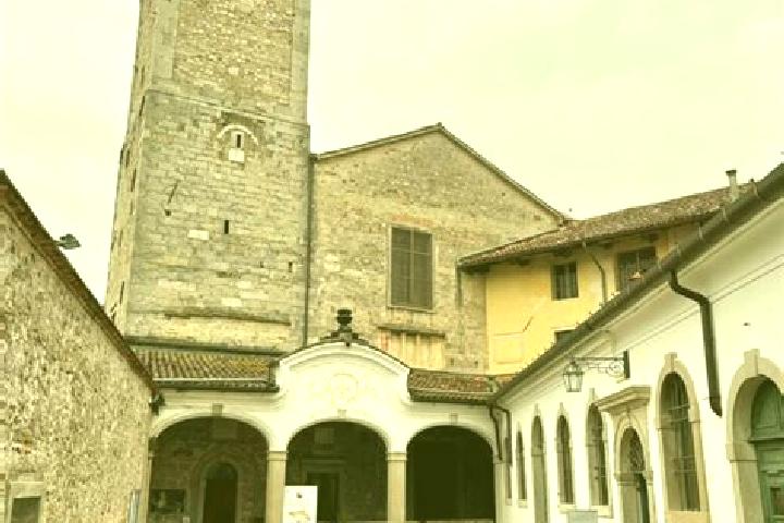 Emma, 23 — Escort in Santa Maria in Valle, Italy