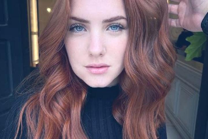 Emma, 24, a auburn blue-eyed mediterranean companion based in Salinas. Offering Striptease, Roleplay, Travel Companion. Available for incall and outcall, ove...