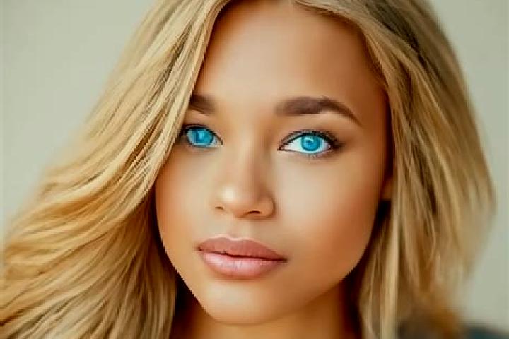 Emma, 24, a blonde blue-eyed latina companion based in Arenillas. Offering Overnight, Fetish, Domination. Available for incall and outcall, overnight booking...