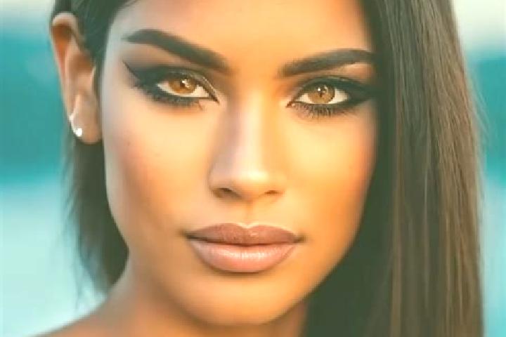 Emma, 24, a blonde brown-eyed latina companion based in Mordogan. Offering Tantra, Deep French Kissing, Duos, Girlfriend Experience, Domination. Available fo...