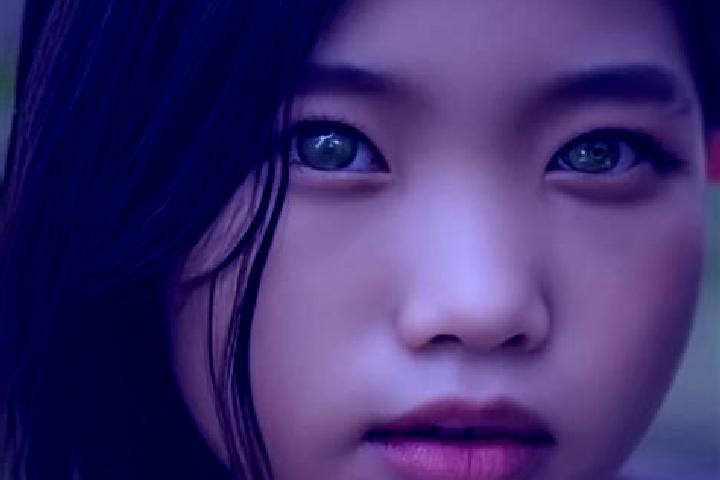 Emma, 24, a chestnut green-eyed asian companion based in Galanga. Offering BDSM, Girlfriend Experience, CIM, 69. Available for incall and outcall, day and ev...