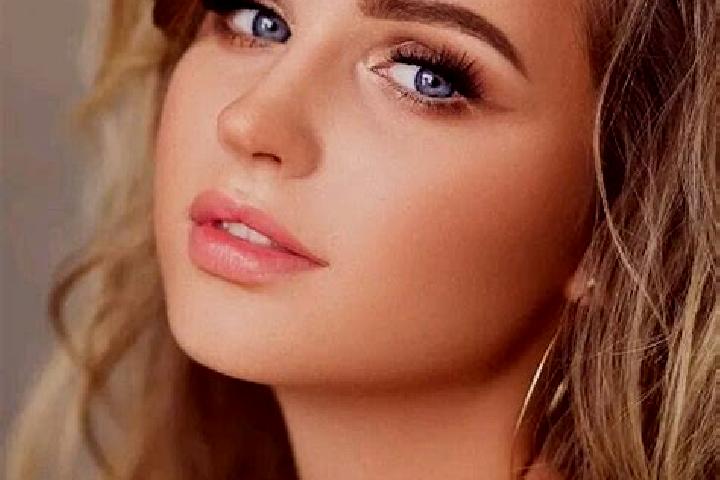 Emma, 24, a dark blonde blue-eyed caucasian companion based in Vollsjoe. Offering Striptease, Roleplay, OWO, CIM, Domination. Available for incall and outcal...