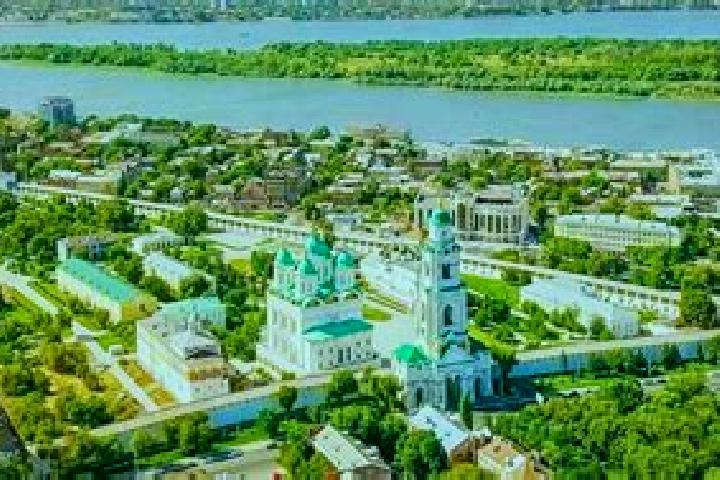 Emma, 24 — Escort in Astrakhan, Russia