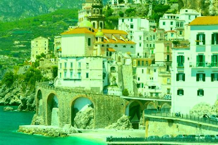 Emma, 24 — Escort in Bettole, Italy