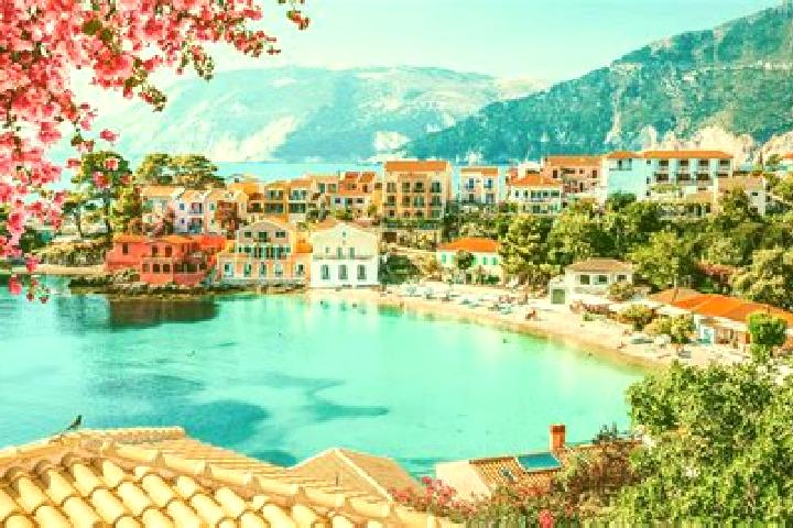Emma, 24 — Escort in Elaiochori, Greece
