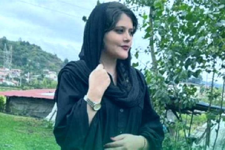 Emma, 24 — Escort in Kuy-e Montazeri, Iran