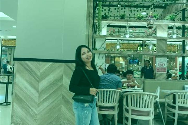Emma, 24 — Escort in Legok, Indonesia