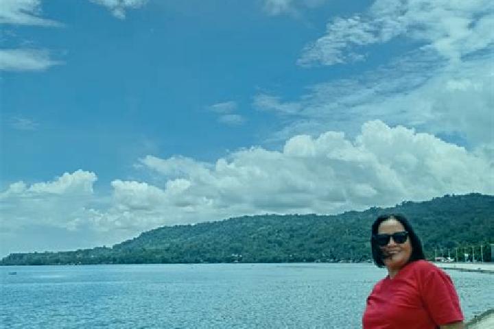 Emma, 24 — Escort in Manay, Philippines