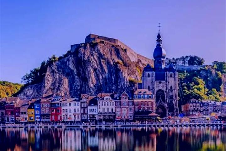Emma, 24 — Escort in Quevaucamps, Belgium