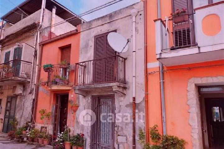 Emma, 24 — Escort in San Paolo-Cannistra, Italy