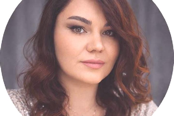 Emma, 24 — Escort in Urseiu, Romania
