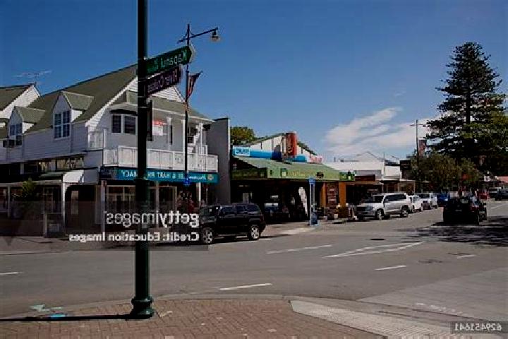 Emma, 24 — Escort in Warkworth, New Zealand