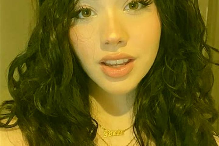 Emma, 25, a black green-eyed latina companion based in Las Higueras de los Natoches. Offering Fetish, Roleplay. Available for incall and outcall, day and eve...