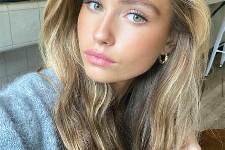 Emma, 25, a blonde hazel-eyed indian companion based in Burdeos. Offering OWO, Girlfriend Experience, A-Level. Available for incall and outcall, overnight bo...