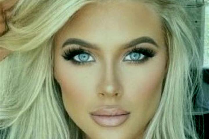 Emma, 25, a platinum blonde amber-eyed middle eastern companion based in Wiener Neudorf. Offering GFE, BDSM, Duos. Available for incall and outcall, overnigh...