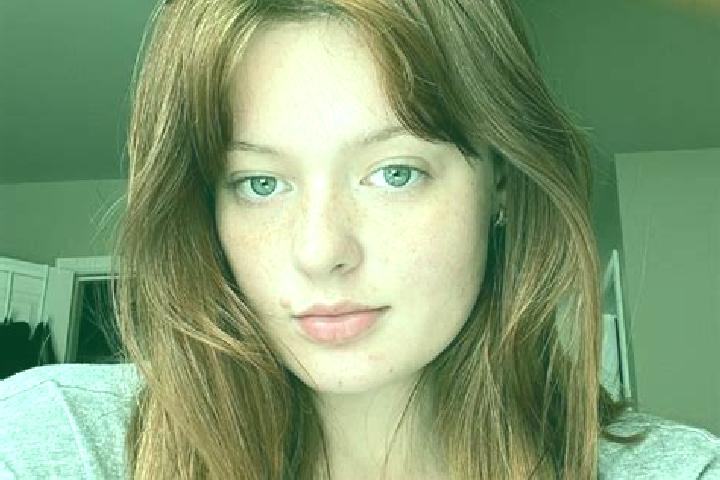 Emma, 25, a red grey-eyed slavic companion based in Jodhan. Offering Travel Companion, Dinner Date, Overnight, Tantra, 69. Available for incall and outcall, ...