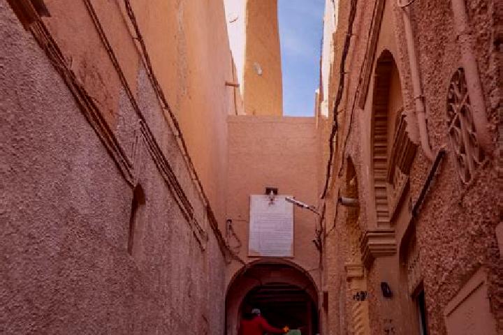 Emma, 25 — Escort in Ghardaia, Algeria
