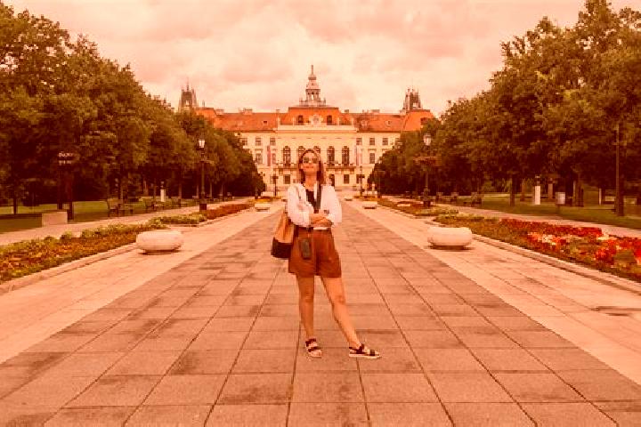 Emma, 25 — Escort in Krajisnik, Serbia