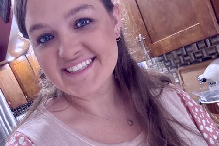Emma, 25 — Escort in Mattawamkeag, United States