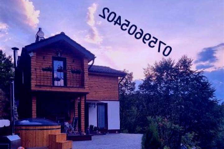 Emma, 25 — Escort in Poduri, Romania