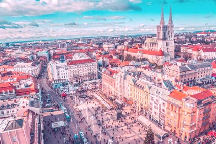 Emma, 25 — Escort in Ryman, Poland
