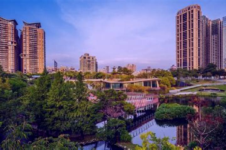 Emma, 25 — Escort in Shengang, China