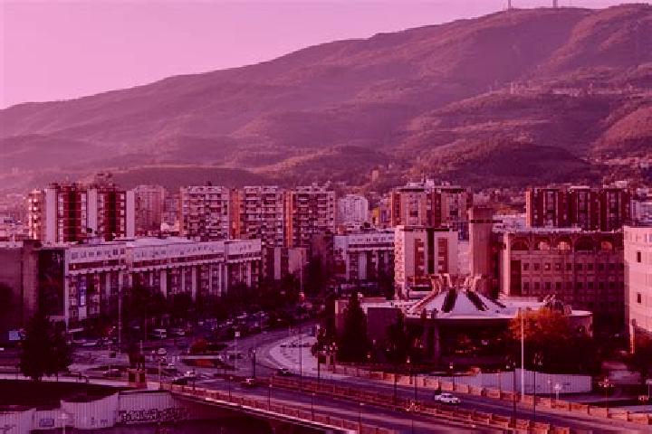 Emma, 25 — Escort in Vozarci, North Macedonia